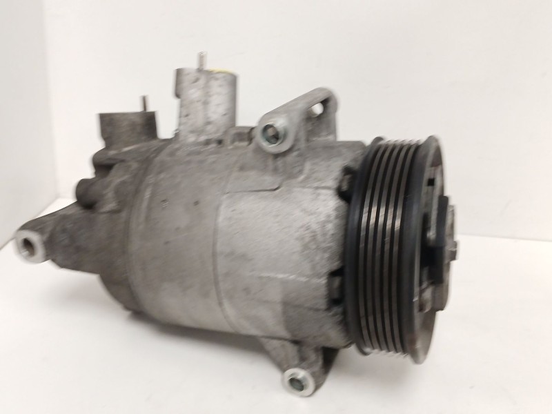 Recambio de compresor aire acondicionado para seat ibiza iv furgón/hatchback (6j1) 1.2 tdi referencia OEM IAM 5K0820803E  