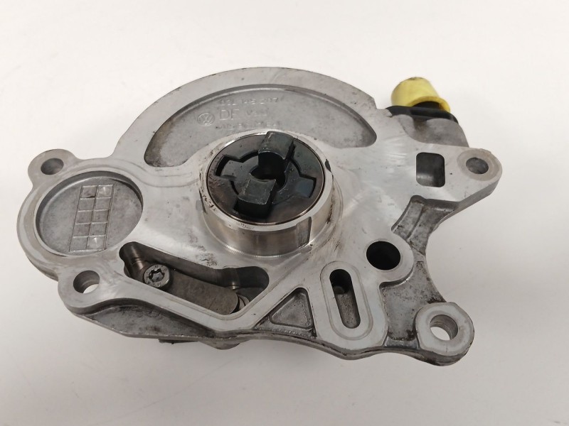 Recambio de depresor freno / bomba vacio para seat ibiza iv furgón/hatchback (6j1) 1.2 tdi referencia OEM IAM 03L100J  