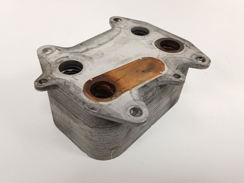 Recambio de enfriador aceite motor para seat ibiza iv furgón/hatchback (6j1) 1.2 tdi referencia OEM IAM 2002300 31847 