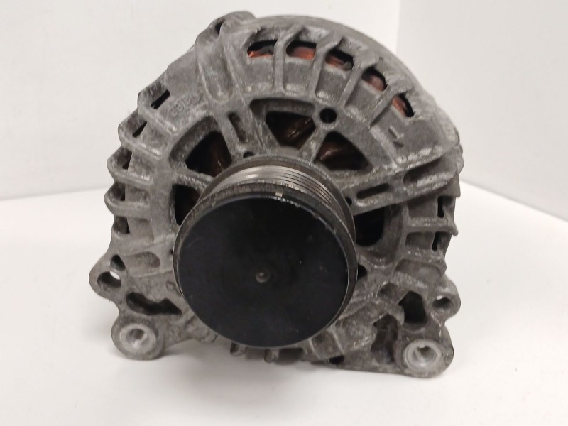 Recambio de alternador para seat ibiza iv furgón/hatchback (6j1) 1.2 tdi referencia OEM IAM 03P903023D  
