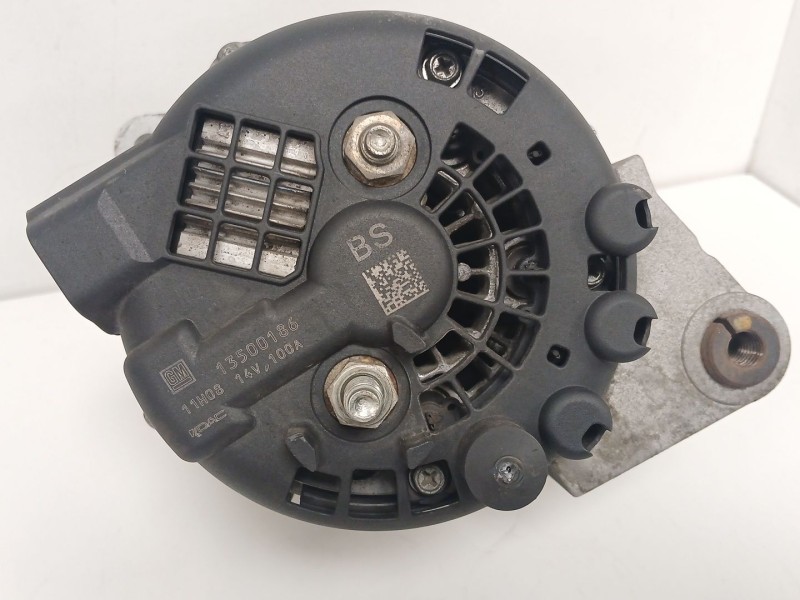 Recambio de alternador para opel astra j (p10) 1.7 cdti (68) referencia OEM IAM 13500186  