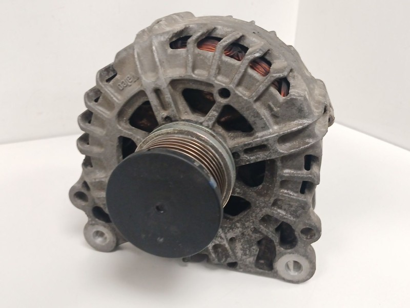 Recambio de alternador para skoda octavia iii combi (5e5, 5e6) 1.6 tdi referencia OEM IAM 03L903024L FG18T123 