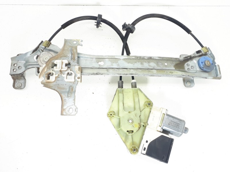 Recambio de elevalunas trasero derecho para renault megane iii berlina 5 p bose edition referencia OEM IAM 827306548R  