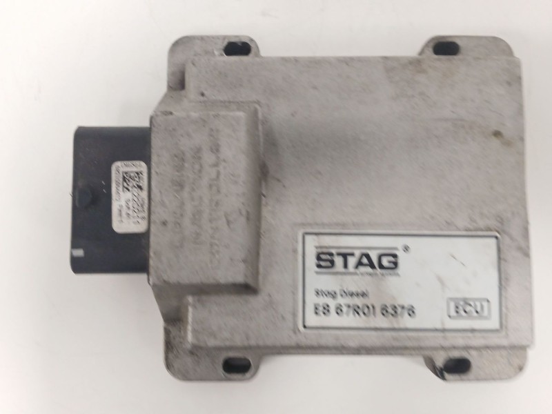 Recambio de modulo electronico para iveco daily vi furgoneta 33s16, 35s16, 35c16, 40c16, 50c16 referencia OEM IAM 08210004672 E8