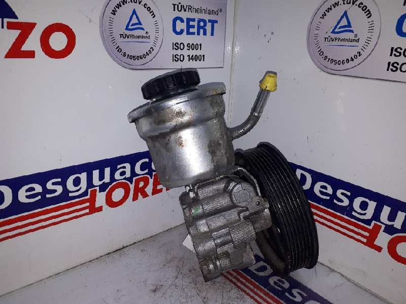 Recambio de bomba direccion para toyota avensis berlina (t25) 2.2 d-4d executive berlina (5-ptas.) referencia OEM IAM 4431005120