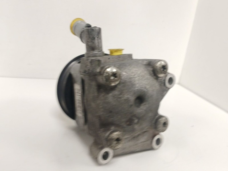 Recambio de bomba direccion para iveco daily vi furgoneta 33s16, 35s16, 35c16, 40c16, 50c16 referencia OEM IAM 5801893653  