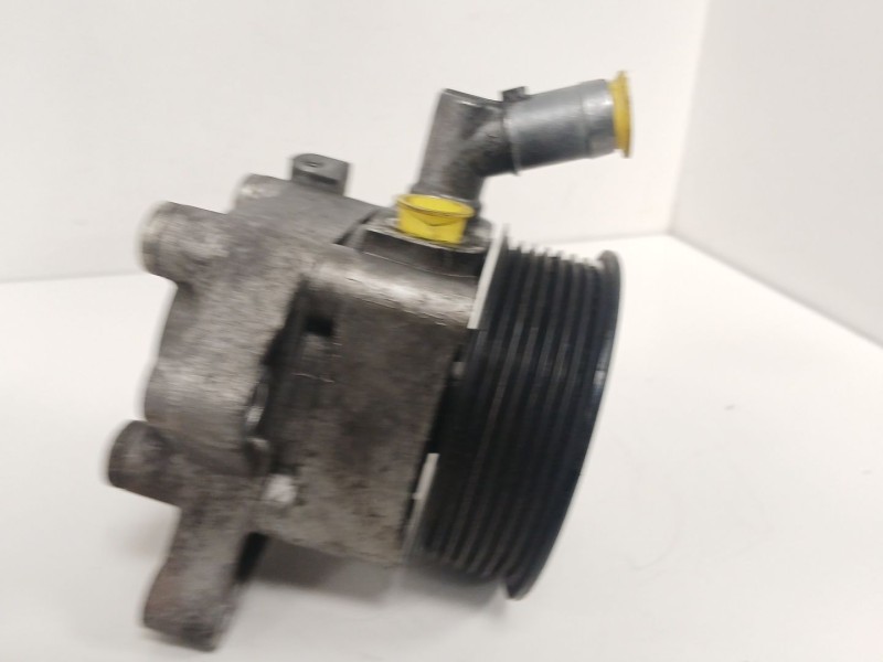 Recambio de bomba direccion para iveco daily vi furgoneta 33s16, 35s16, 35c16, 40c16, 50c16 referencia OEM IAM 5801893653  