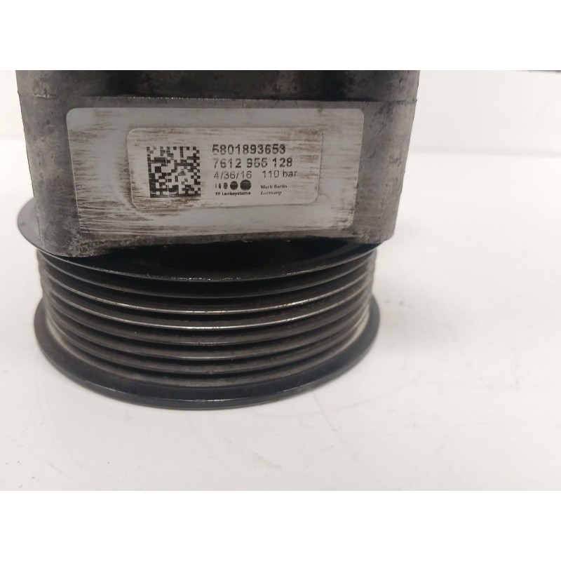 Recambio de bomba direccion para iveco daily vi furgoneta 33s16, 35s16, 35c16, 40c16, 50c16 referencia OEM IAM 5801893653  