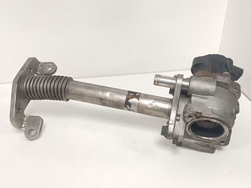 Recambio de valvula egr para iveco daily vi furgoneta 33s16, 35s16, 35c16, 40c16, 50c16 referencia OEM IAM 5802061038  
