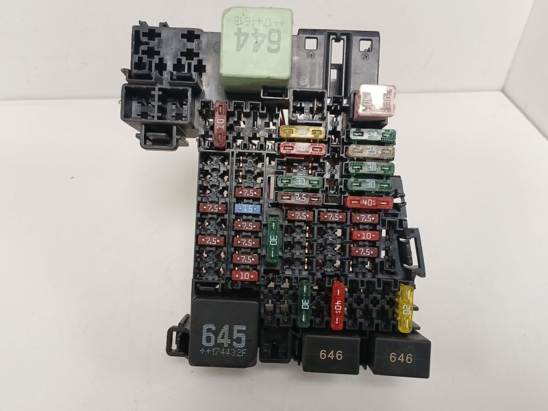Recambio de caja reles / fusibles para seat ibiza v (kj1, kjg) 1.6 tdi referencia OEM IAM 2Q0937615A  