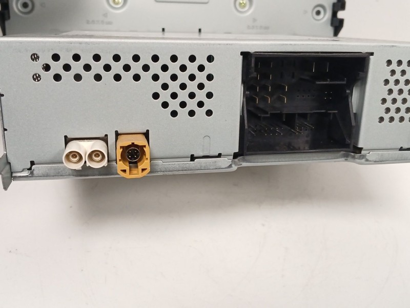 Recambio de sistema audio / radio cd para seat ibiza v (kj1, kjg) 1.6 tdi referencia OEM IAM 6F0035888  