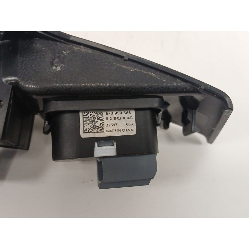 Recambio de mando elevalunas delantero izquierdo para seat ibiza v (kj1, kjg) 1.6 tdi referencia OEM IAM 6F0959566 5G0959858F 