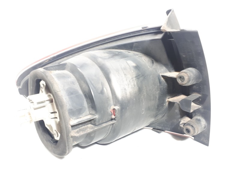 Recambio de piloto trasero derecho para seat altea (5p1) arena referencia OEM IAM 5P0945096D  