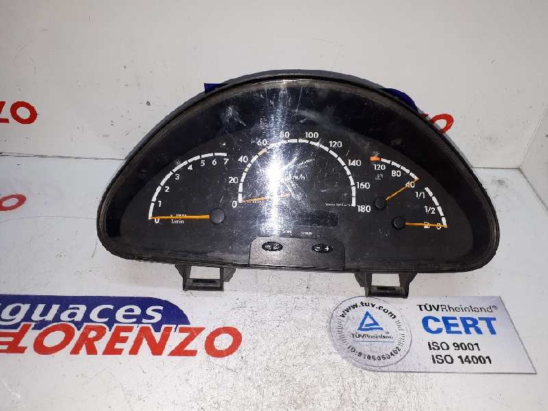 Recambio de cuadro instrumentos para mercedes-benz sprinter 02.00  caja abierta 216 cdi (902.611-612) referencia OEM IAM A001446