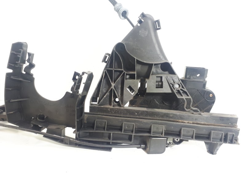 Recambio de cerradura puerta delantera derecha para volvo v50 familiar 2.0 d kinetic referencia OEM IAM 30753664  