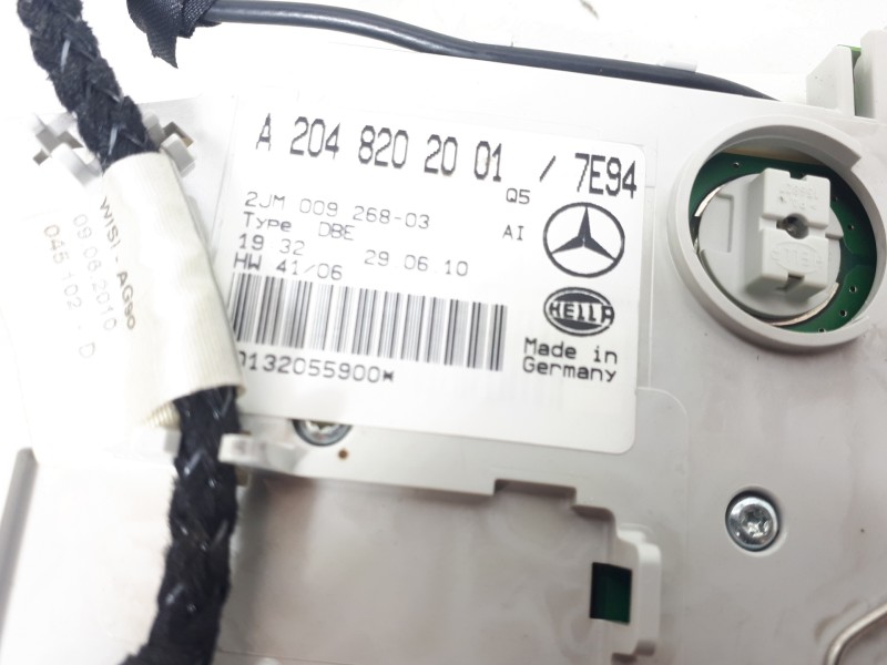 Recambio de luz interior para mercedes-benz clase c (w204) berlina 2.1 cdi cat referencia OEM IAM A2048202001  