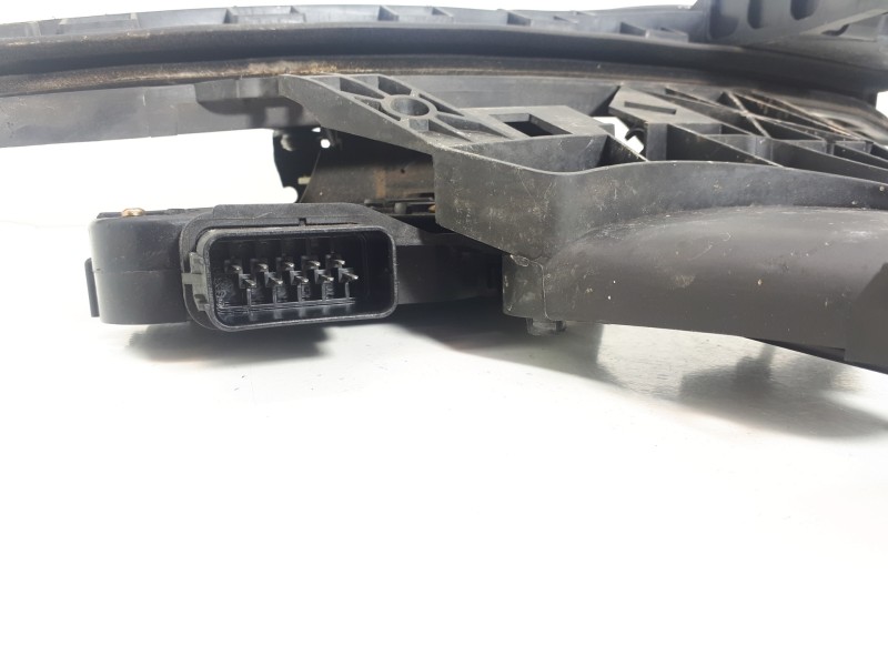 Recambio de cerradura puerta delantera derecha para volvo v50 familiar 2.0 d kinetic referencia OEM IAM 30753664  