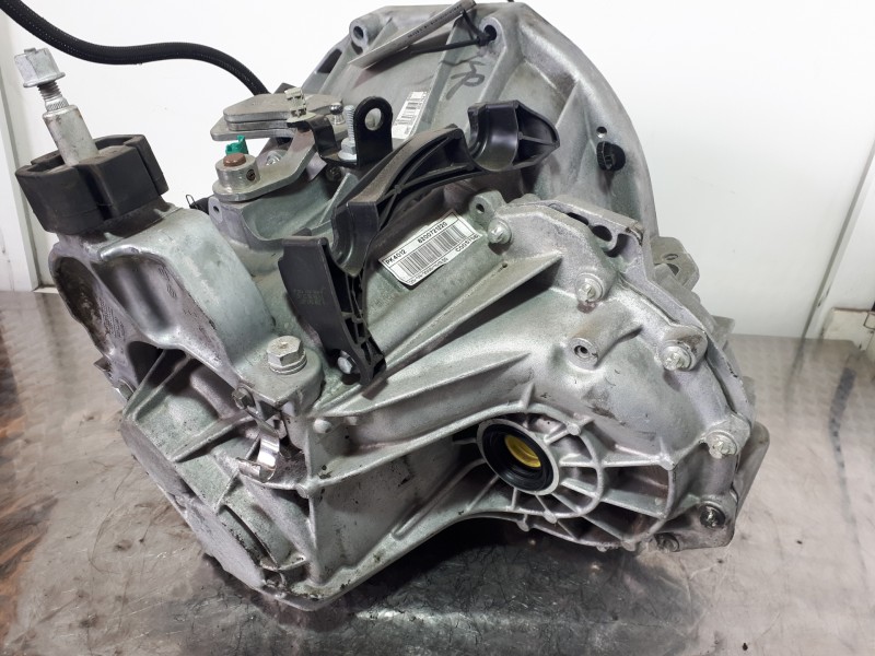 Recambio de caja cambios para renault laguna coupe gt referencia OEM IAM PK4012  