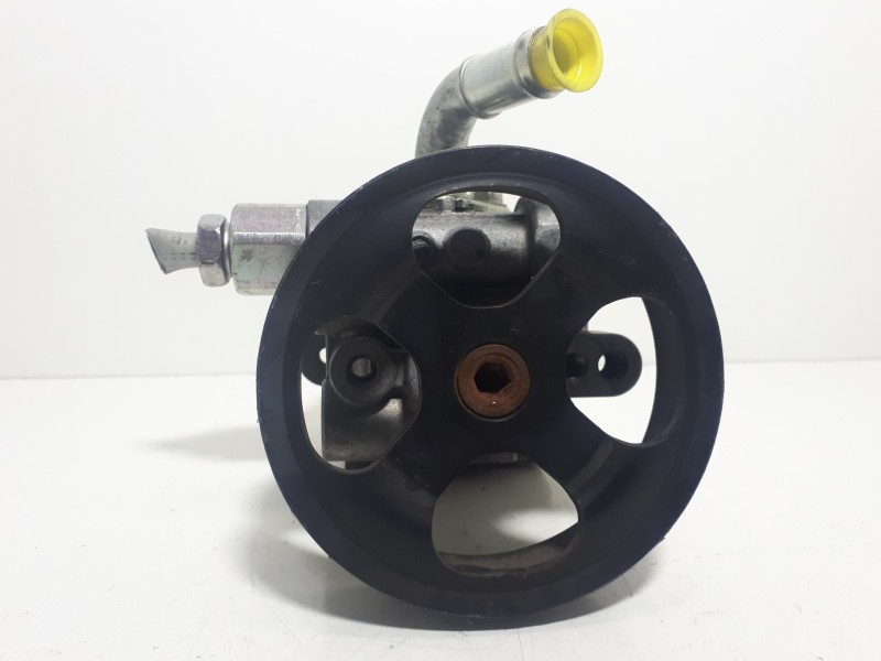 Recambio de bomba direccion para chrysler sebring berlina 2.0 crd limited referencia OEM IAM  68082102 