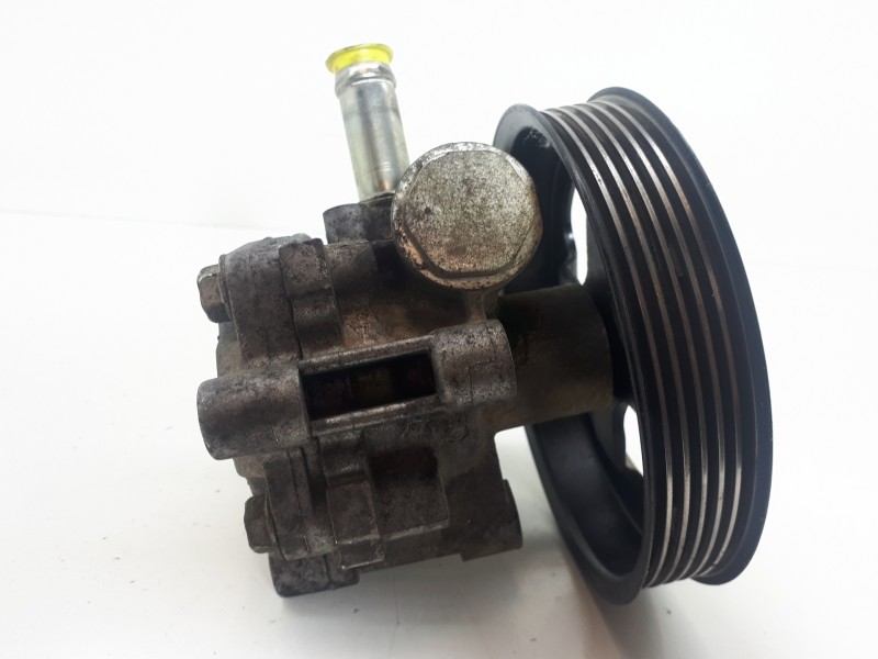 Recambio de bomba direccion para citroën c-crosser xtr referencia OEM IAM   
