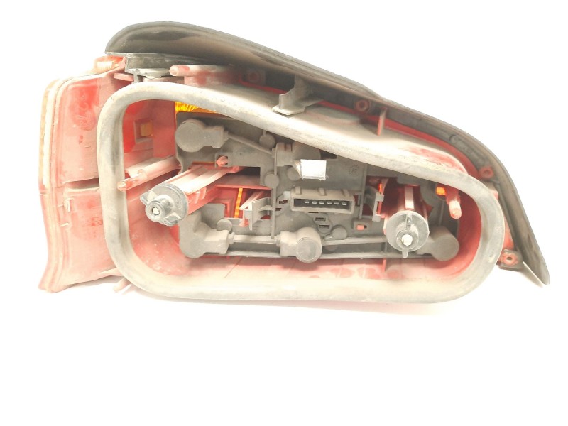 Recambio de piloto trasero derecho para peugeot 106 (s1) referencia OEM IAM  4313 