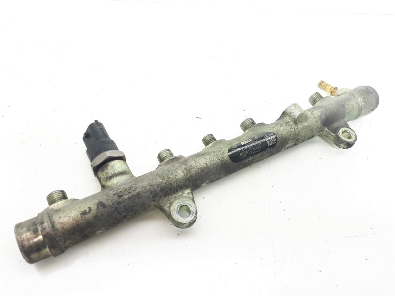 Recambio de rampa inyectora para renault megane ii familiar authentique confort referencia OEM IAM 8200330912 0445214065A1 