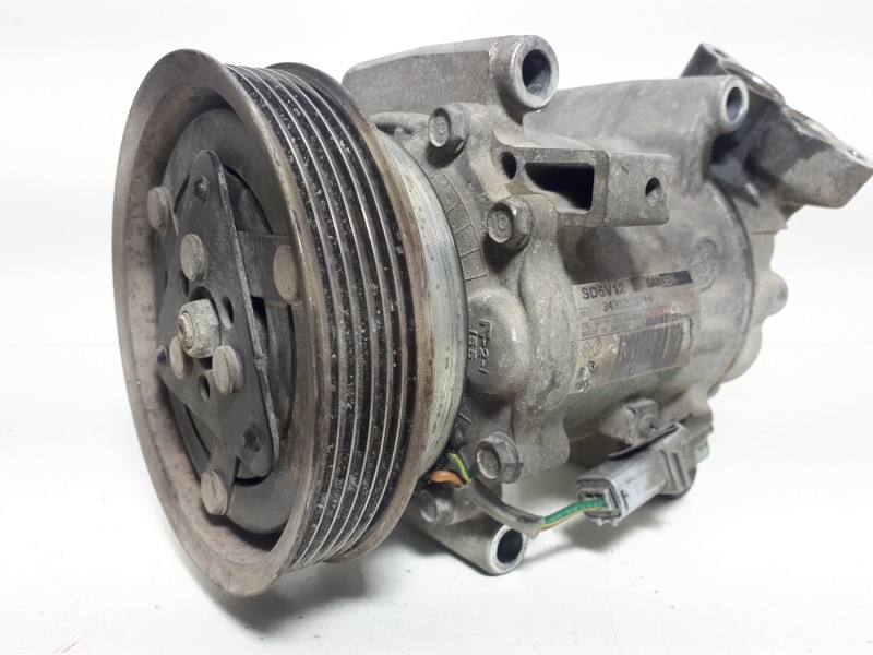 Recambio de compresor aire acondicionado para renault clio iii authentique referencia OEM IAM 8200651251 1900 