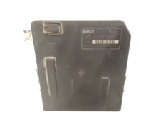 Recambio de caja reles / fusibles para renault kangoo expression profesional referencia OEM IAM 8200451902 USMX61 7698693005