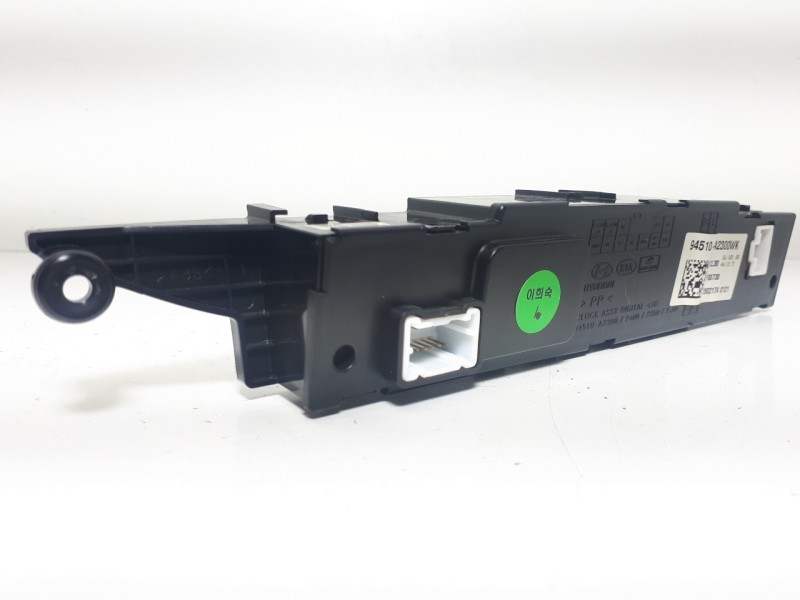 Recambio de pantalla multifuncion para kia ceed concept referencia OEM IAM 94510A2300WK CL30 280217A0121