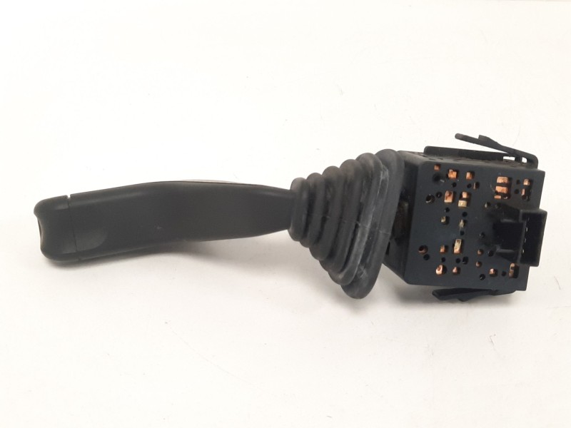 Recambio de mando limpia para opel corsa c 1.3 16v cdti cat (z 13 dt / ln9) referencia OEM IAM 09185417 09185413 09185414