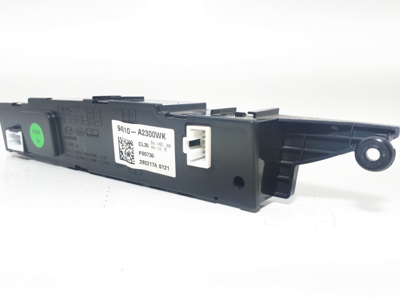 Recambio de pantalla multifuncion para kia ceed concept referencia OEM IAM 94510A2300WK CL30 280217A0121