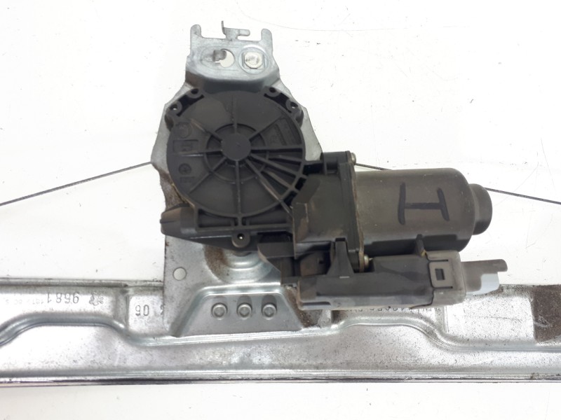 Recambio de elevalunas delantero izquierdo para peugeot 207 xad referencia OEM IAM 400917H  