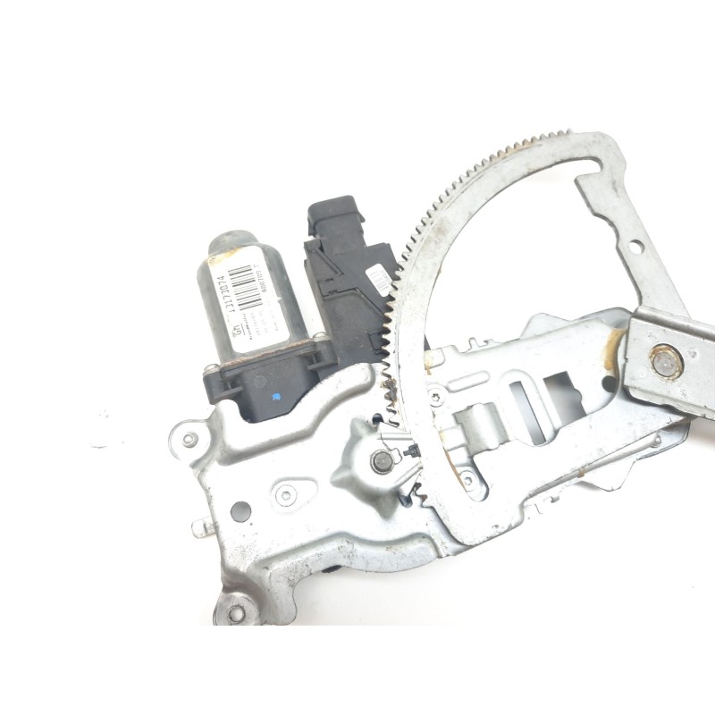 Recambio de elevalunas delantero derecho para opel corsa c 1.3 16v cdti cat (z 13 dt / ln9) referencia OEM IAM  30501 