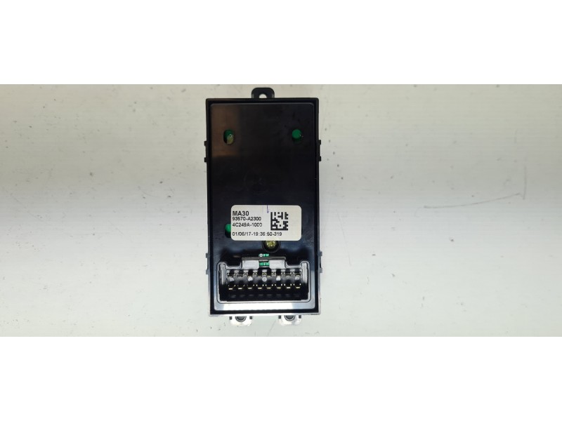 Recambio de mando elevalunas delantero izquierdo para kia ceed concept referencia OEM IAM 93570A2300 4C249A1000 
