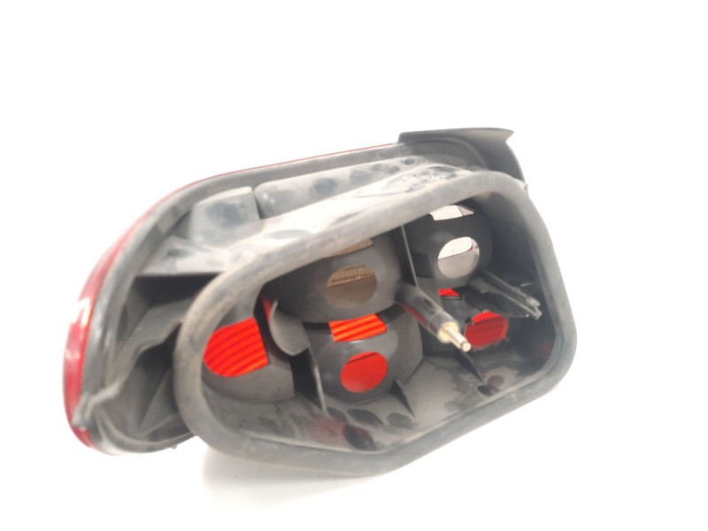 Recambio de piloto trasero derecho para citroën xsara berlina 1.9 diesel referencia OEM IAM  5015 