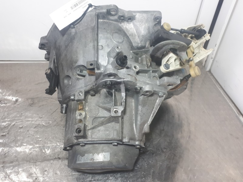 Recambio de caja cambios para citroën c4 berlina collection referencia OEM IAM 20DM75  