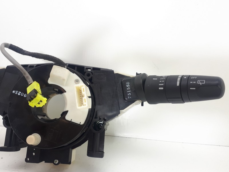 Recambio de mando luces para nissan x-trail (t31) le referencia OEM IAM 7518SN  