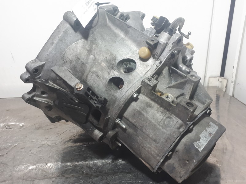 Recambio de caja cambios para citroën c4 berlina collection referencia OEM IAM 20DM75  