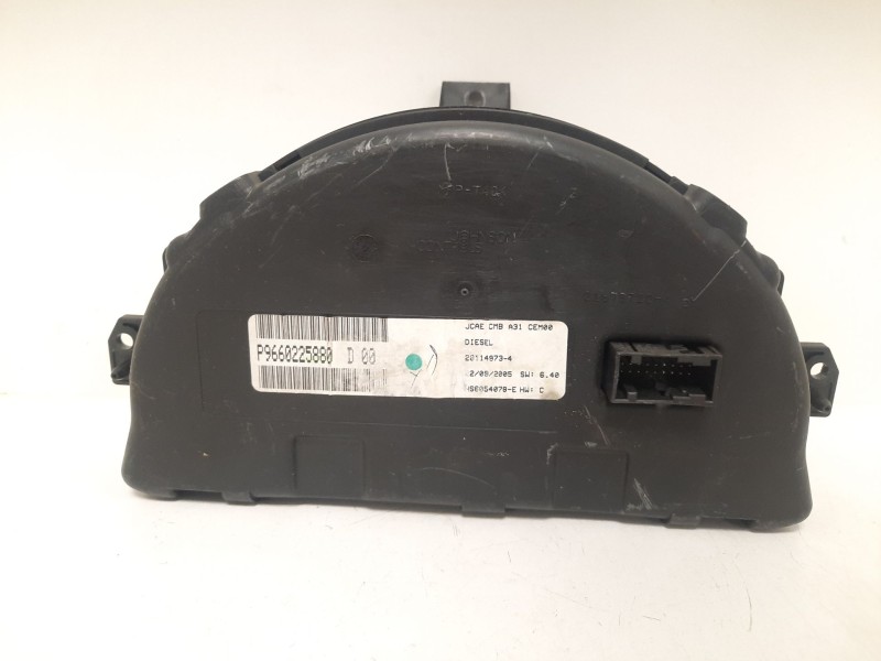 Recambio de cuadro instrumentos para citroën c2 vtr referencia OEM IAM 9660225880  