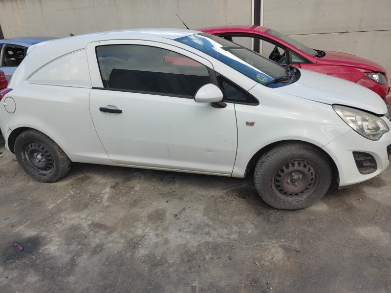 opel corsa d del año 2013