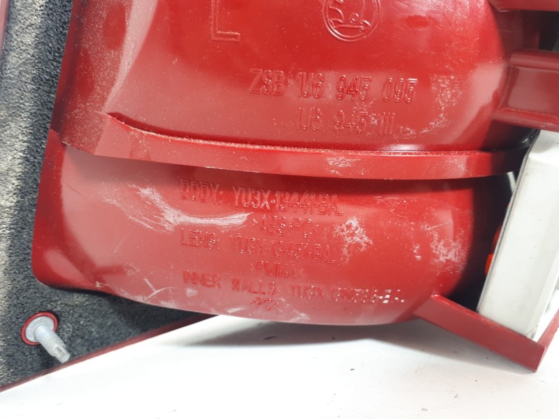 Recambio de piloto trasero izquierdo para skoda octavia berlina (1u2) ambiente referencia OEM IAM 1U6945095 YU3X13405BA 