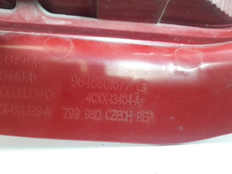 Recambio de piloto trasero derecho para citroën c4 coupe by loeb referencia OEM IAM 9646801677  