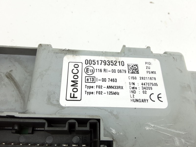 Recambio de caja reles / fusibles para ford ka (ccu) urban referencia OEM IAM 00517935210  