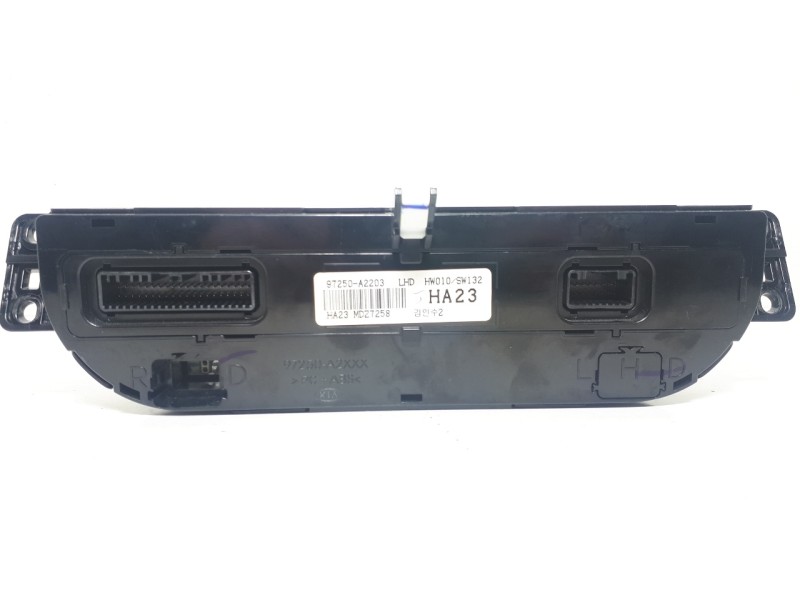 Recambio de mando climatizador para kia ceed concept referencia OEM IAM 97250A2203 HA23 MDZ7258A