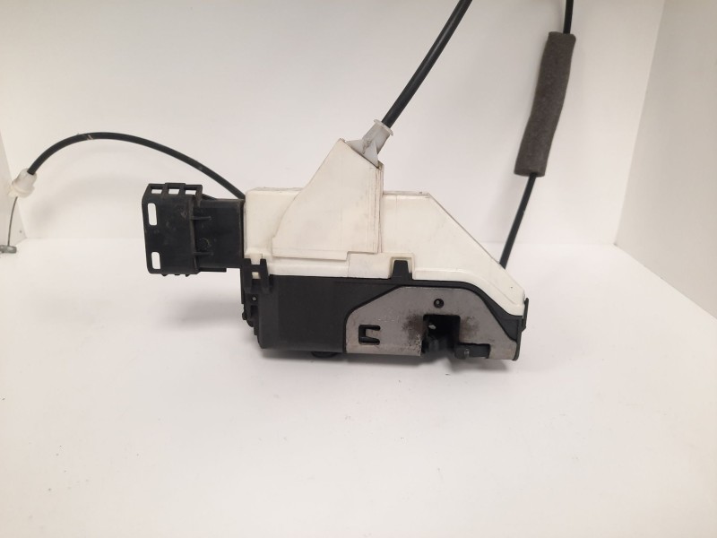 Recambio de cerradura puerta delantera derecha para peugeot 308 confort referencia OEM IAM 567147 A01545 1458N003214