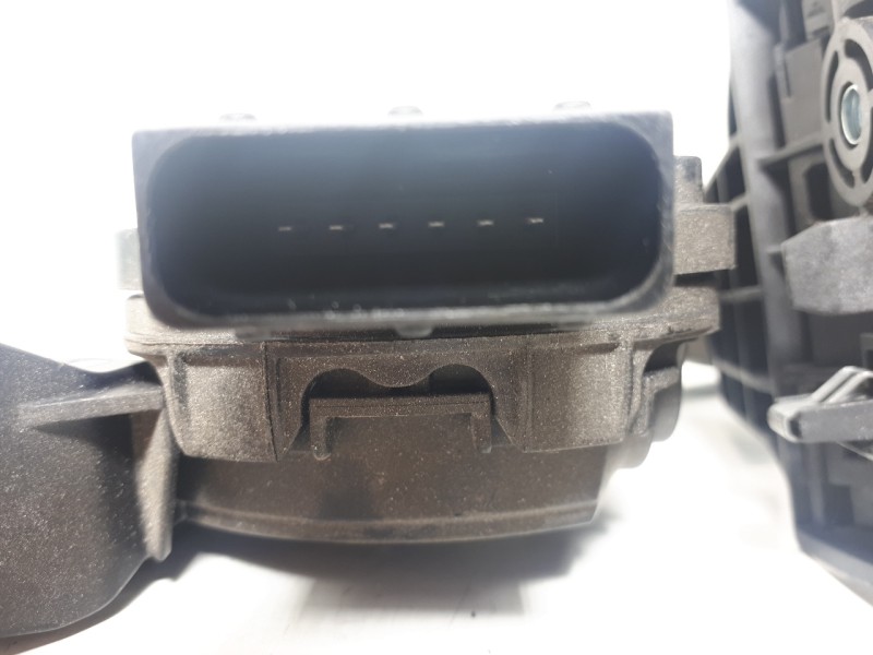 Recambio de pedal acelerador para kia ceed concept referencia OEM IAM A10032700A6100  