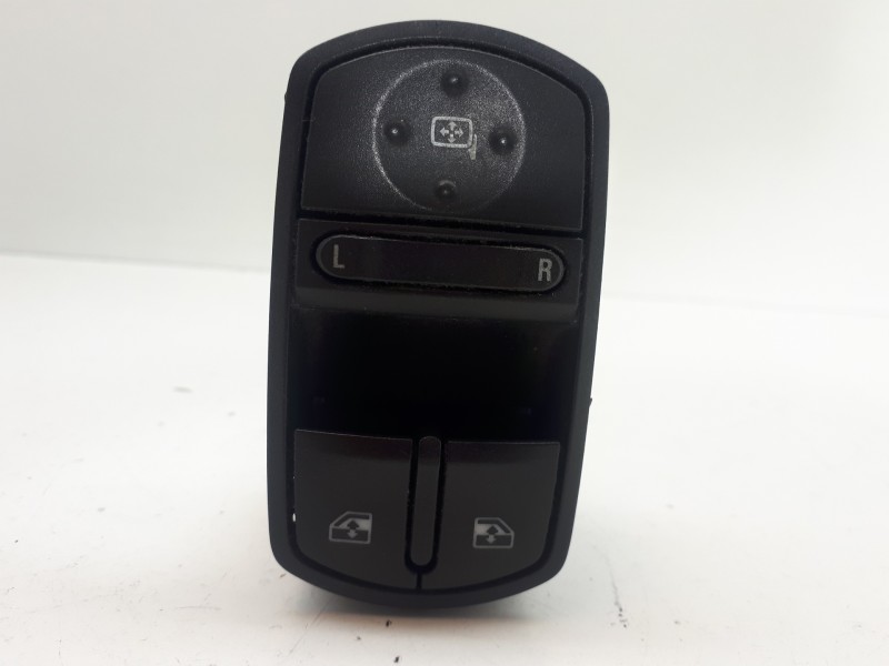 Recambio de mando elevalunas delantero izquierdo para opel corsa d color edition referencia OEM IAM 13258521AA 315625731 