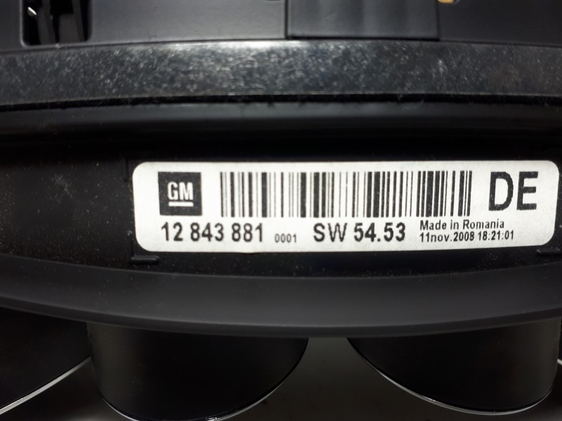 Recambio de cuadro instrumentos para opel insignia berlina cosmo referencia OEM IAM 12843881 A2C53343652 