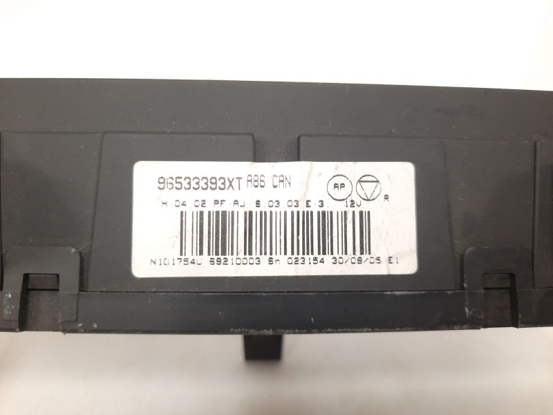 Recambio de mando climatizador para citroën c2 vtr referencia OEM IAM 96533393XT  