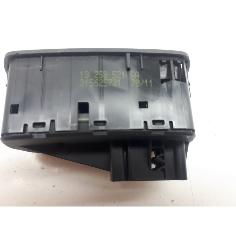 Recambio de mando elevalunas delantero izquierdo para opel corsa d color edition referencia OEM IAM 13258521AA 315625731 